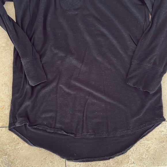 Hi-Line Baseball Cut Top - Picture 3 of 5